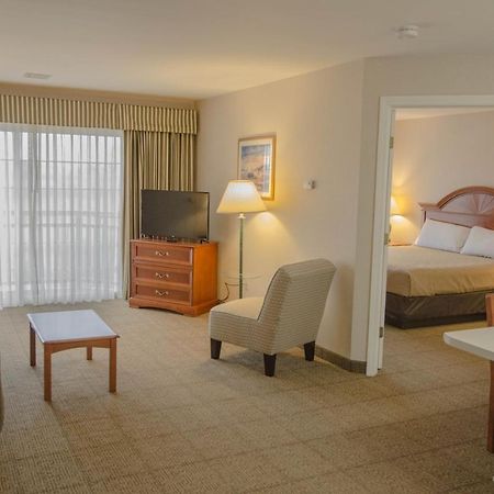 סאות' ברלינגטון Smart Suites On The Hill מראה חיצוני תמונה